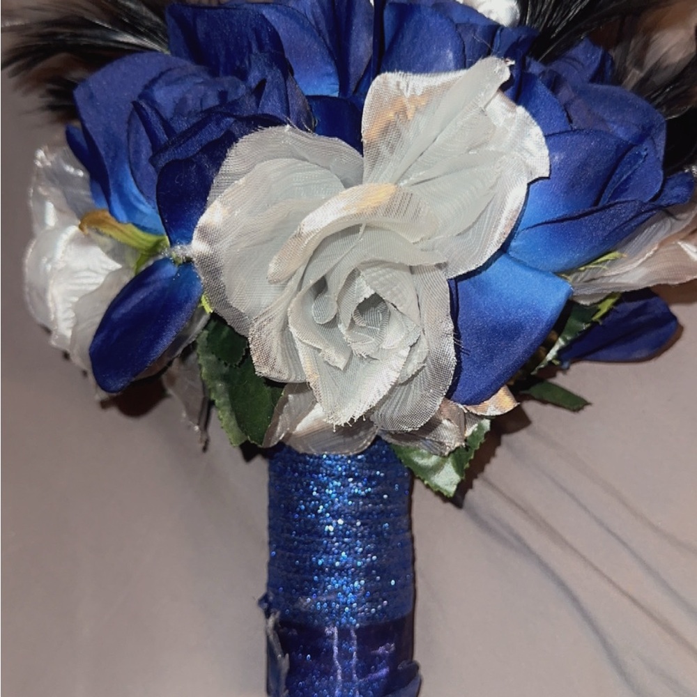 Elegant Blue and White Floral Bouquet